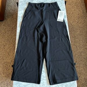 Lululemon align wide leg crop